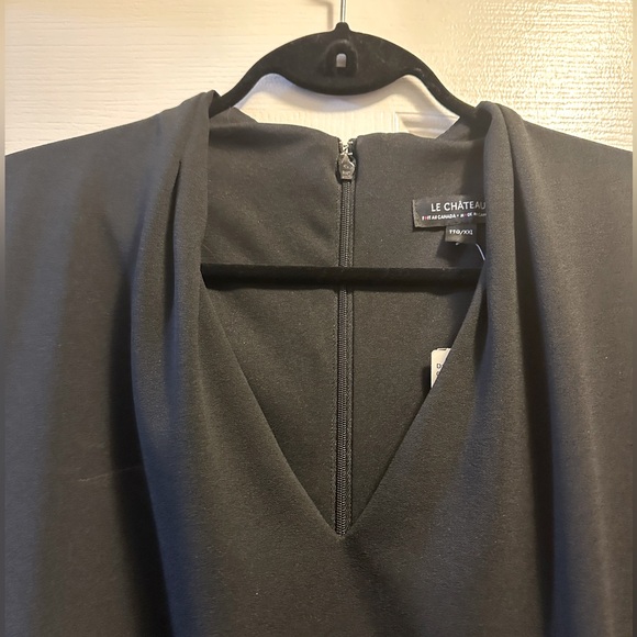 (NWT) V-neck Fitted Cocktail Dress, Black, XXL - Picture 2 of 5